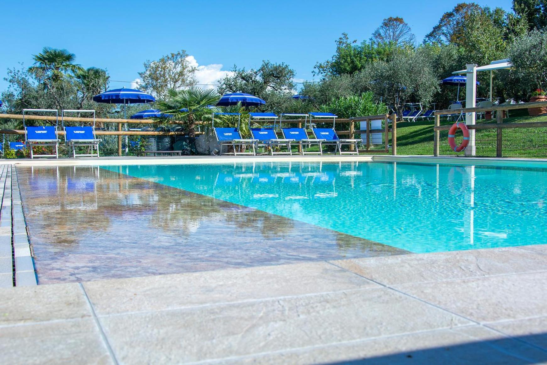 Agriturismo Il Giardino Degli Ulivi Лацизе Екстериор снимка