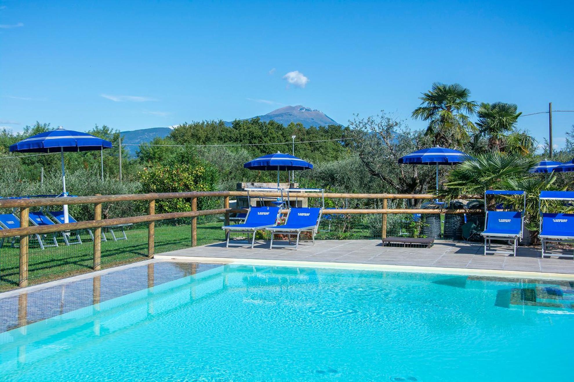Agriturismo Il Giardino Degli Ulivi Лацизе Екстериор снимка