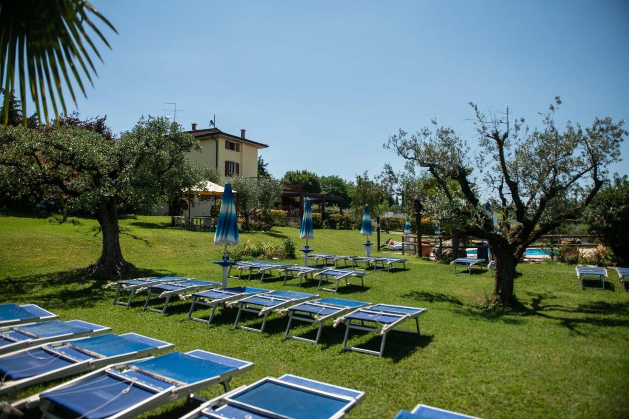 Agriturismo Il Giardino Degli Ulivi Лацизе Екстериор снимка
